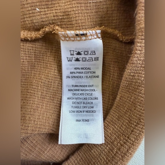 Joie Super Soft Ribbed Mock Neck Lightweight Sweater Top With Short Sleeves - Picture 9 of 9